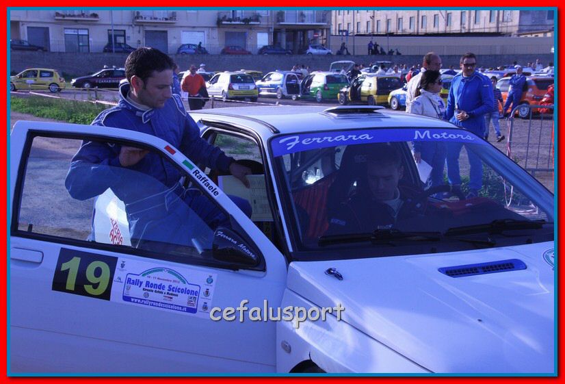 121111 rally 185_tn.jpg